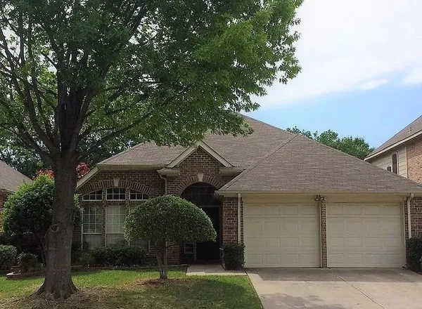 $2,700 | 18731 Gibbons Drive, Dallas, TX 75287