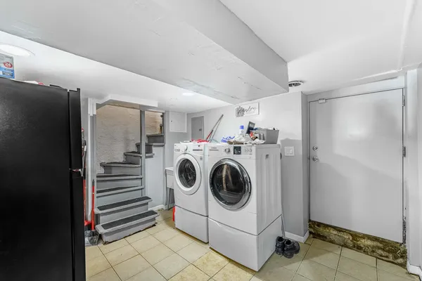 $325,000 | 6929 South Oakley Avenue, Chicago, IL 60636