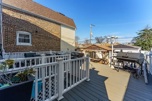 $325,000 | 6929 South Oakley Avenue, Chicago, IL 60636