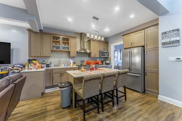 $325,000 | 6929 South Oakley Avenue, Chicago, IL 60636