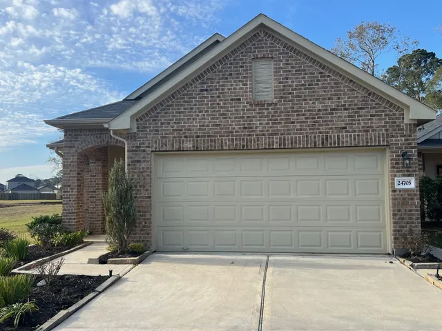 $288,990 | 24705 Sonora Cres Circle, Huffman, TX 77336