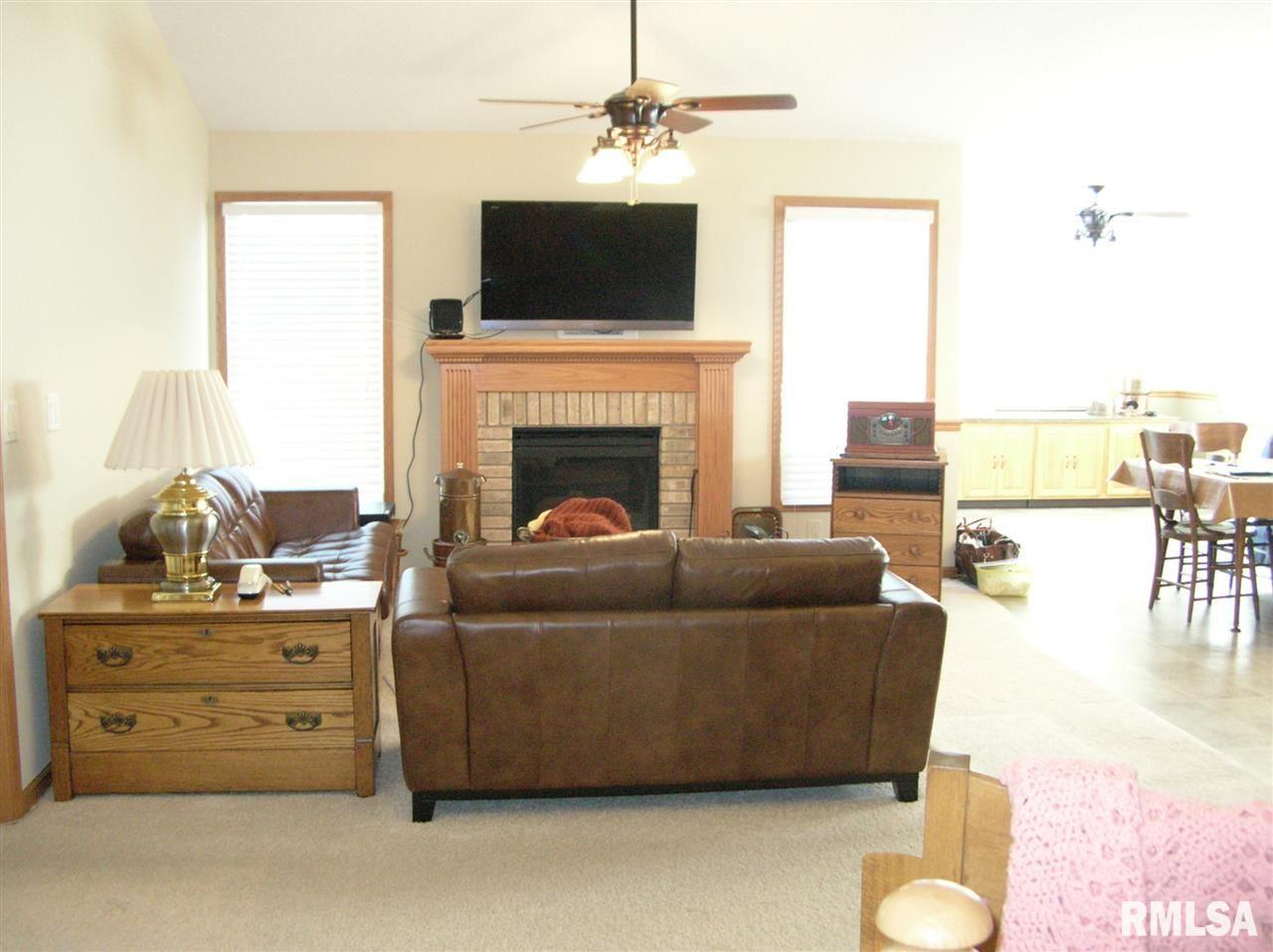 421 Kevin Road Blue Grass, IA 52726 - Photo 4 of 23 Gallery Image 4