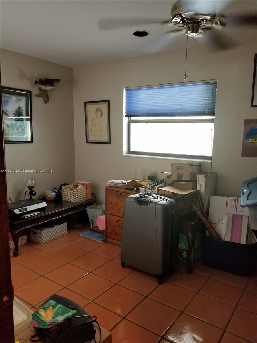 1663 Roberts Road Homestead, FL 33030 - Photo 15 of 27