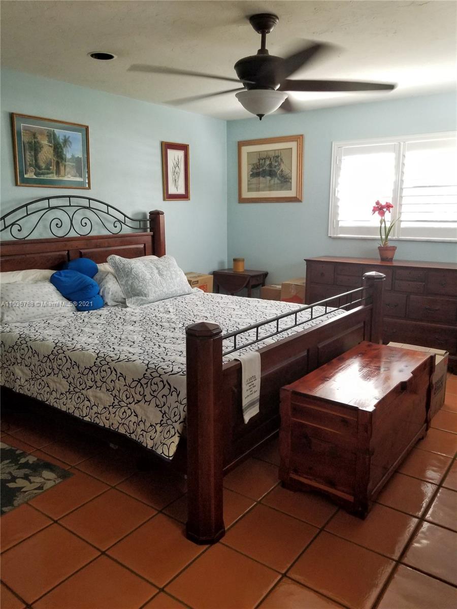 1663 Roberts Road Homestead, FL 33030 - Photo 17 of 27