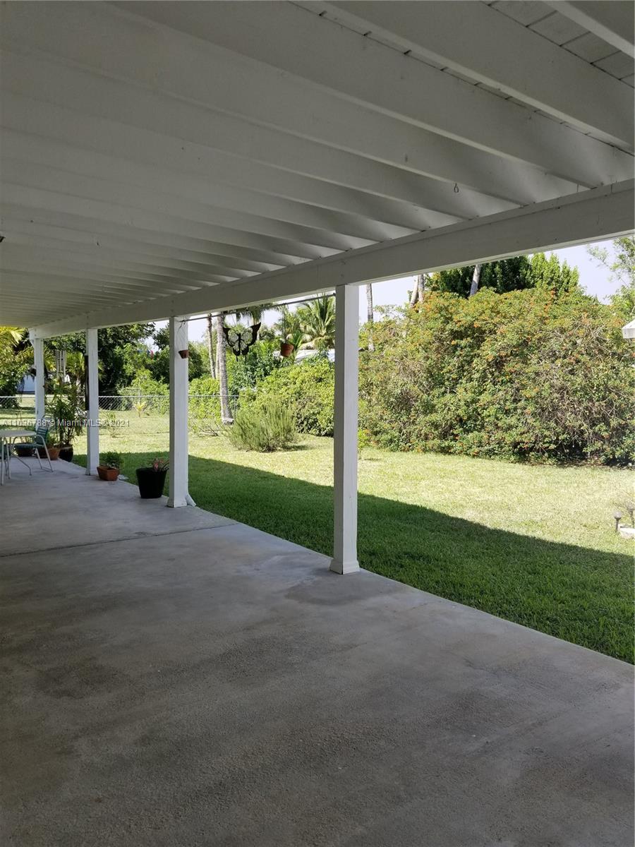 1663 Roberts Road Homestead, FL 33030 - Photo 23 of 27