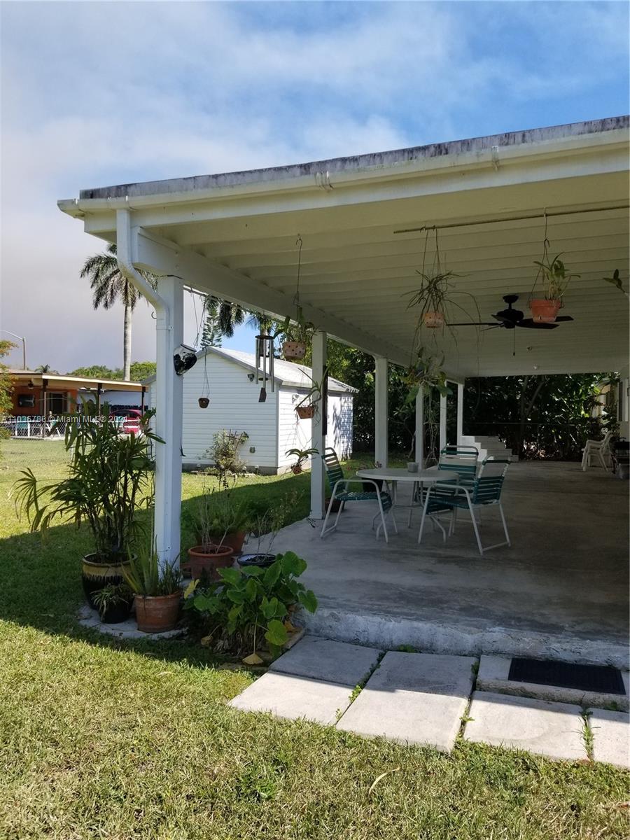 1663 Roberts Road Homestead, FL 33030 - Photo 25 of 27