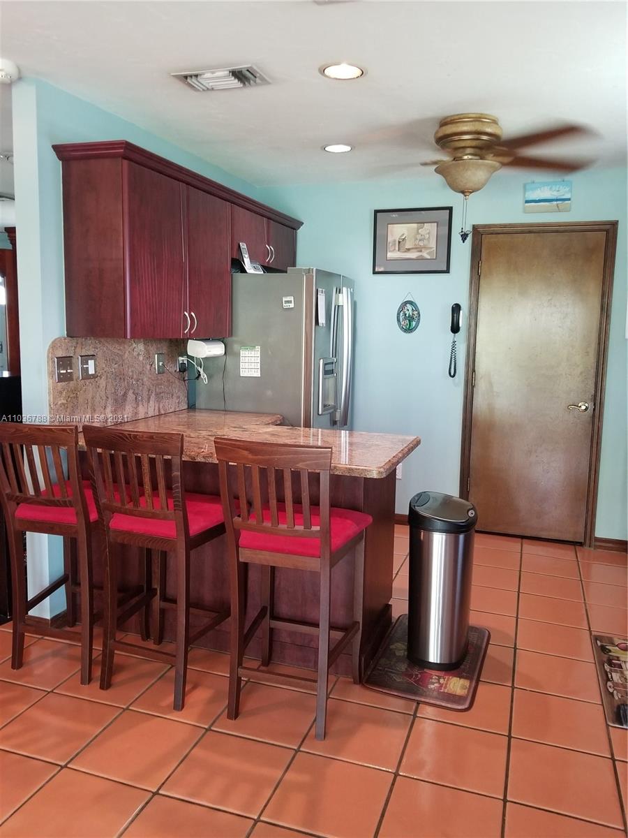 1663 Roberts Road Homestead, FL 33030 - Photo 9 of 27
