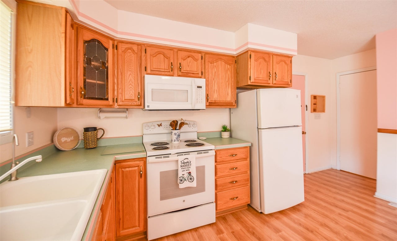 305 Ridge Road Quincy, MI 49082 - Photo 8 of 34 Gallery Image 8