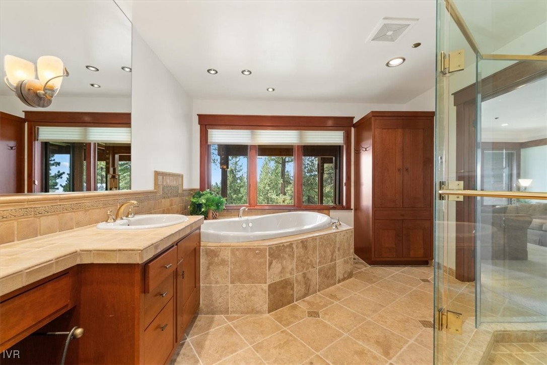 371 Mountain Lake Court Incline Village, NV 89451 - Photo 13 of 50 Primary Bathroom