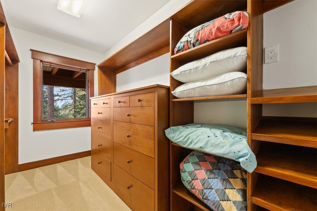 371 Mountain Lake Court Incline Village, NV 89451 - Photo 16 of 50 Primary Closet