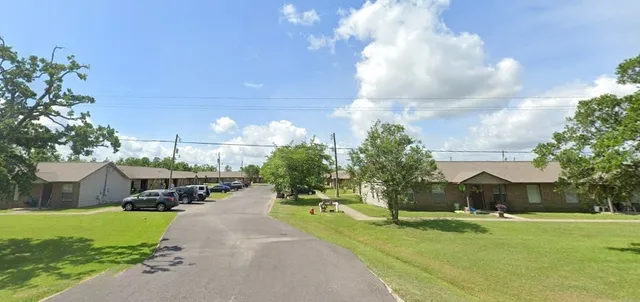 $530 | 815 East Russell Avenue, Welsh, LA 70591