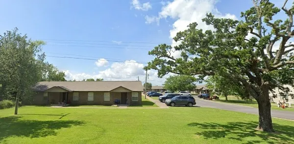 $530 | 815 East Russell Avenue, Welsh, LA 70591