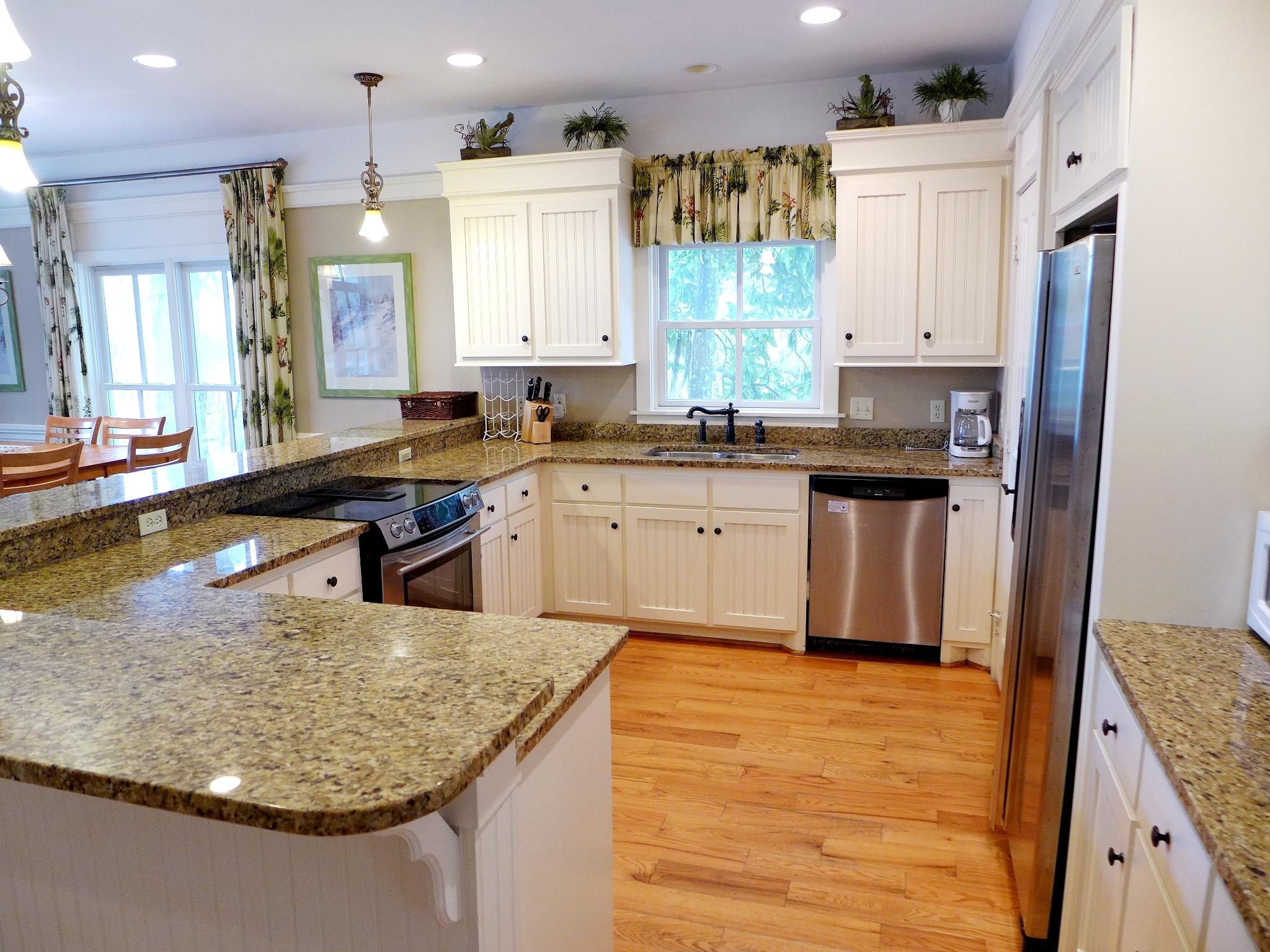 801 Jungle Road, Unit A Edisto Beach, SC 29438 - Photo 5 of 37 P1020372
