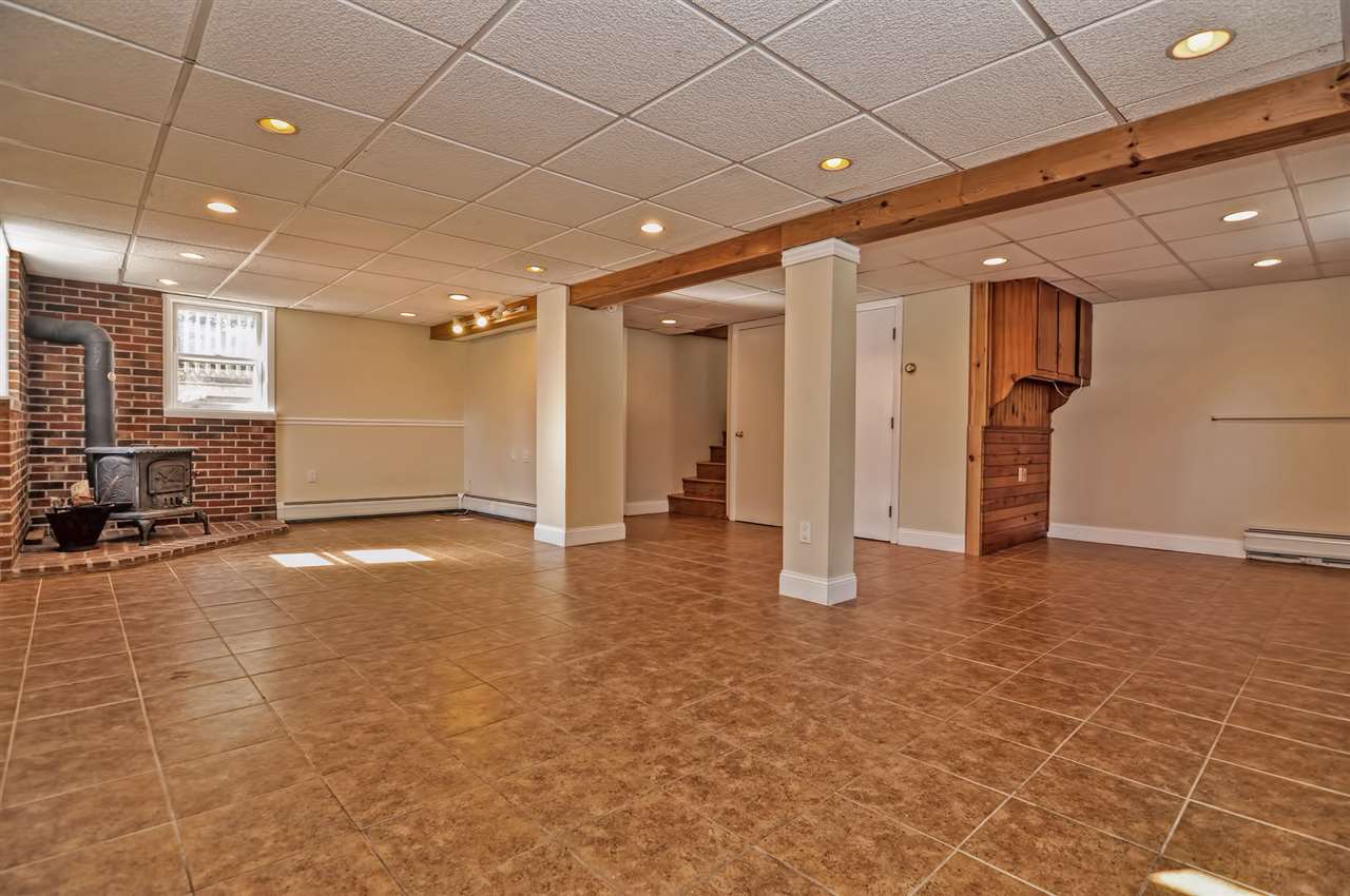 11 Currier Road Merrimack, NH 03054 - Photo 19 of 30