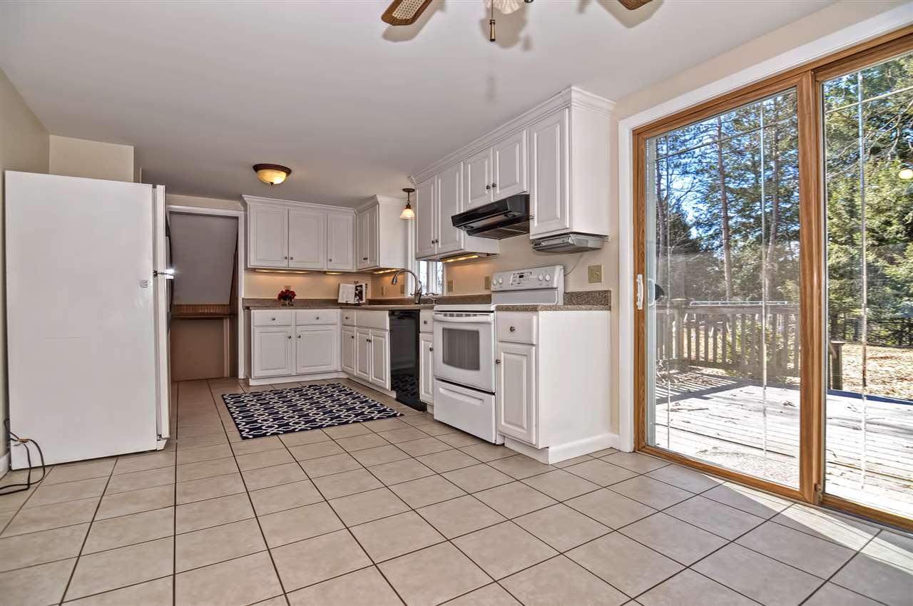 11 Currier Road Merrimack, NH 03054 - Photo 5 of 30