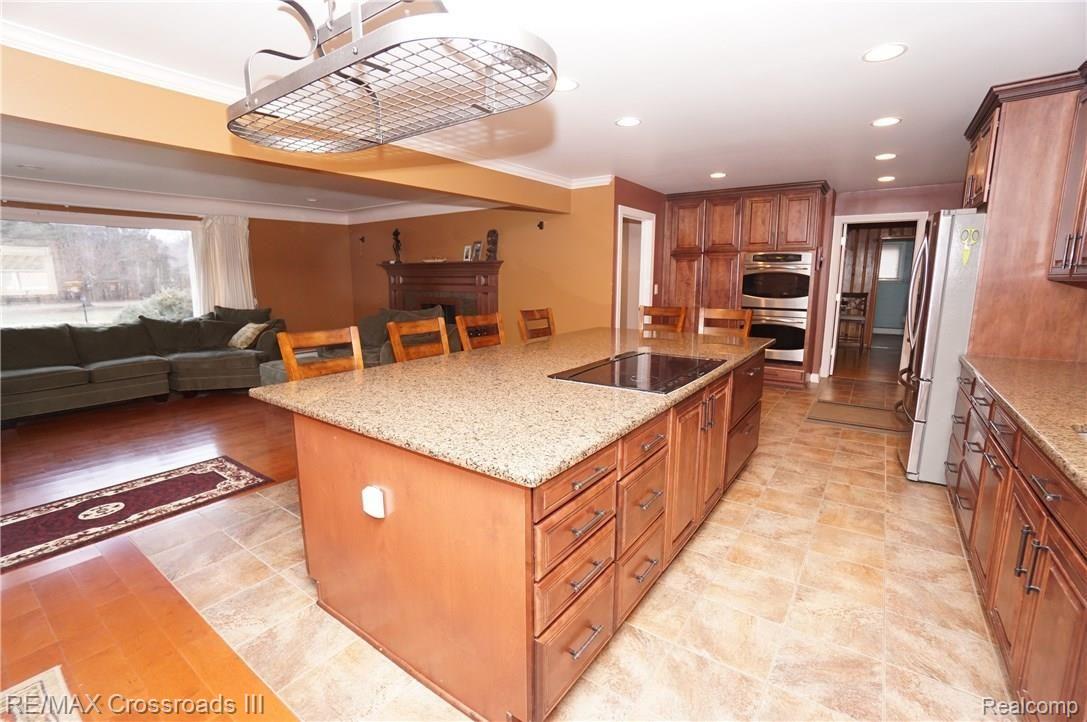 15487 Haggerty Road Belleville, MI 48111 - Photo 5 of 82 Open kitchen to family room