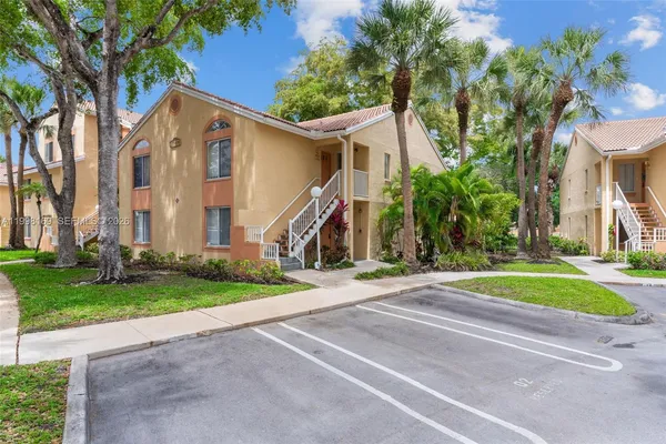 $2,250 | 1139 Coral Club Drive, Unit 1139, Coral Springs, FL 33071