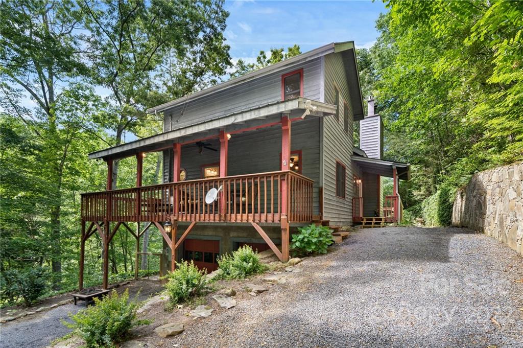 7 Twin Mountain View Road Canton, NC 28716 - Photo 34 of 36 front view of a house with a yard