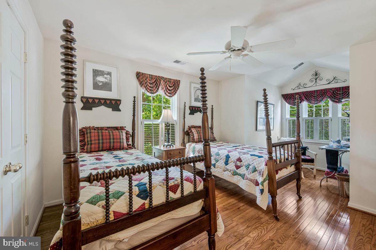 8929 Colesville Road Silver Spring, MD 20910 - Photo 27 of 43