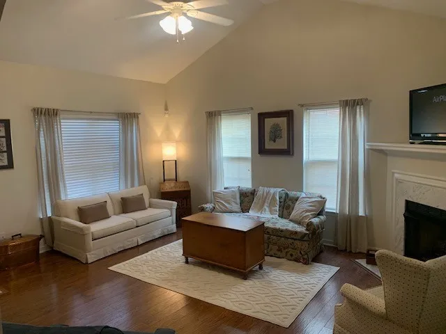 $1,950 | 1101 Downs Boulevard, Unit K101, Franklin, TN 37064