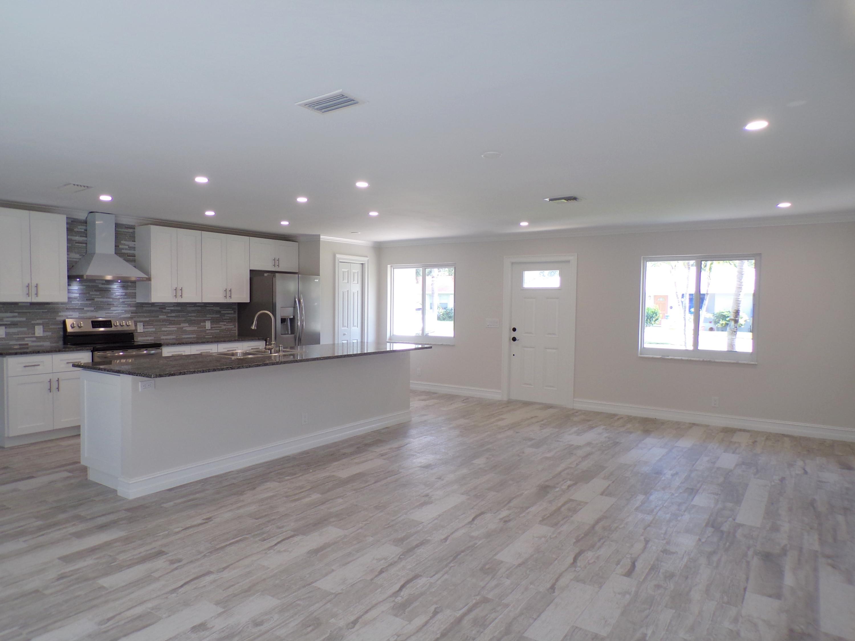 565 Dover Road Tequesta, FL 33469 - Photo 2 of 28 565 N Dover Rd, Tequesta, FL 33469