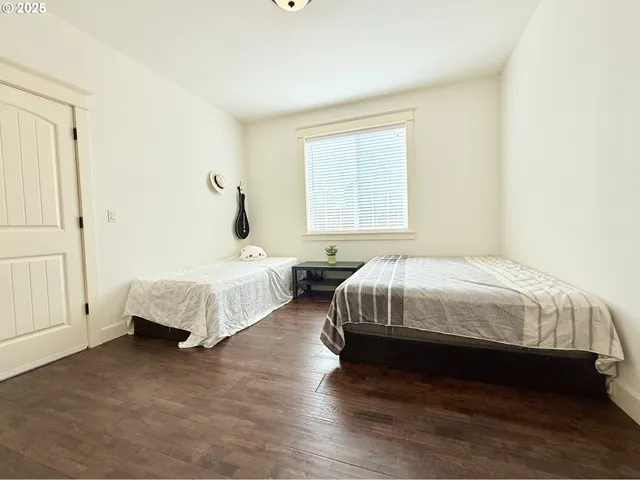 $1,180,000 | 13526 Southeast Ellen Drive, Clackamas, OR 97015