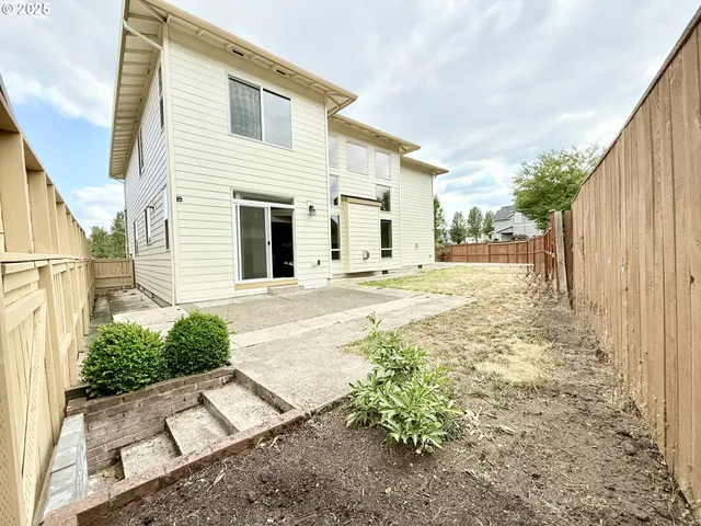 $1,180,000 | 13526 Southeast Ellen Drive, Clackamas, OR 97015