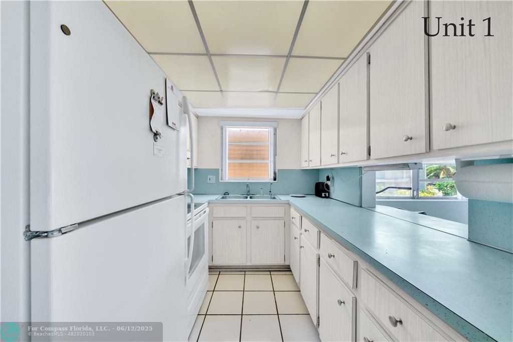 3220 Canal Drive Pompano Beach, FL 33062 - Photo 18 of 77