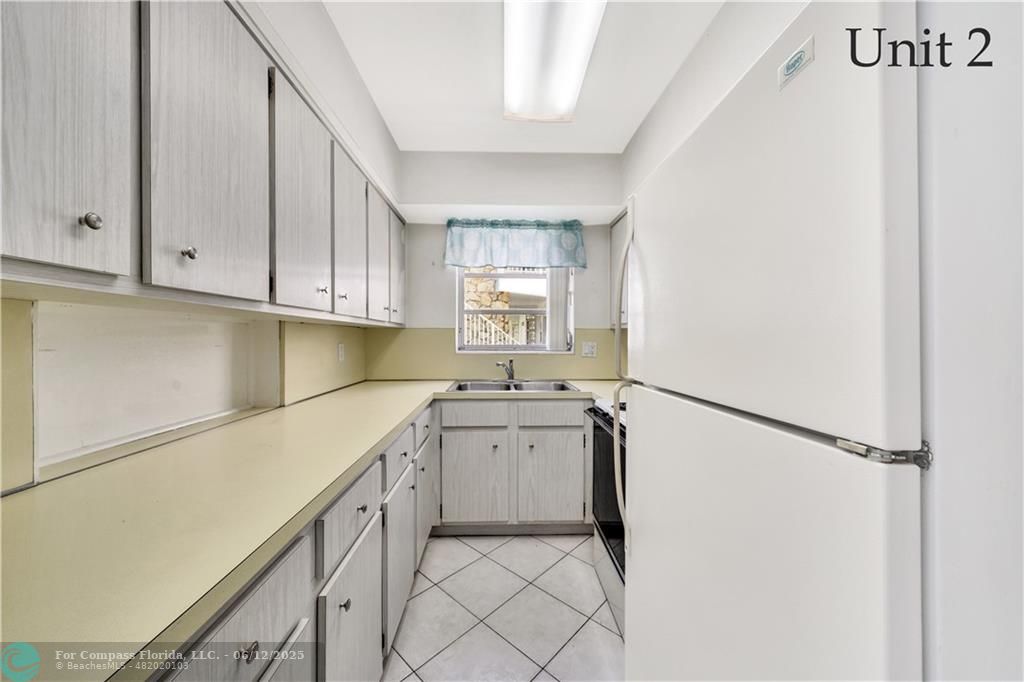 3220 Canal Drive Pompano Beach, FL 33062 - Photo 30 of 77