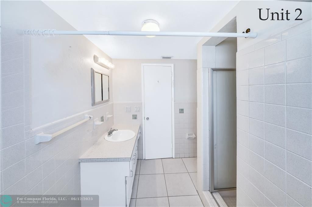 3220 Canal Drive Pompano Beach, FL 33062 - Photo 34 of 77