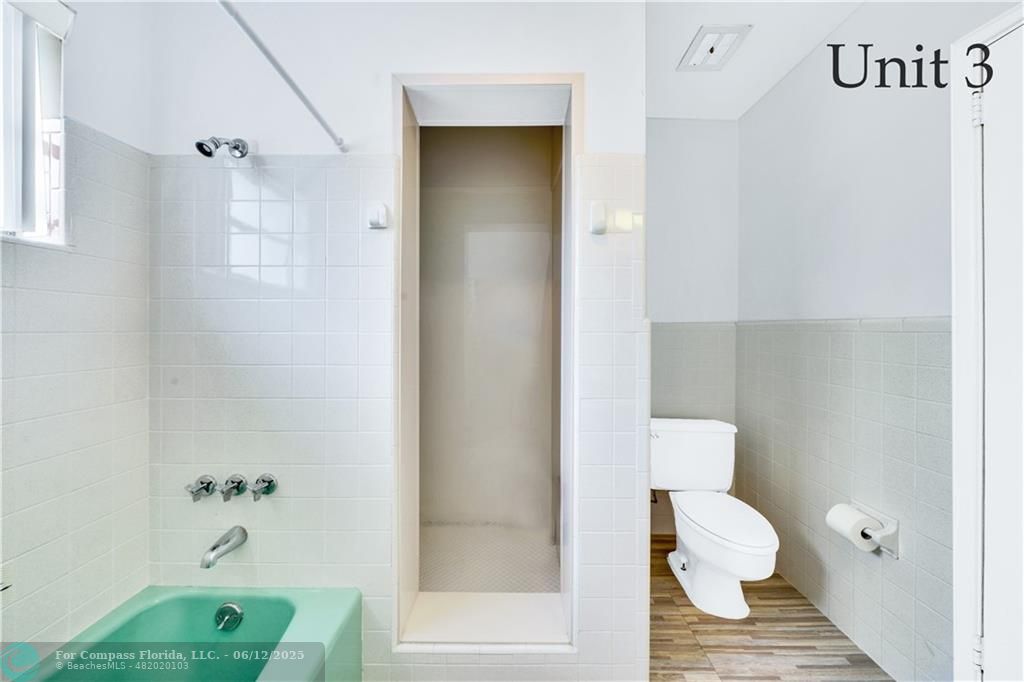 3220 Canal Drive Pompano Beach, FL 33062 - Photo 46 of 77