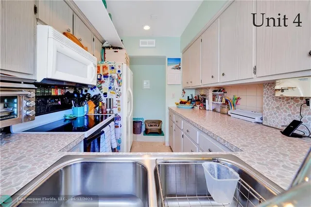 $1,999,000 | 3220 Canal Drive, Pompano Beach, FL 33062