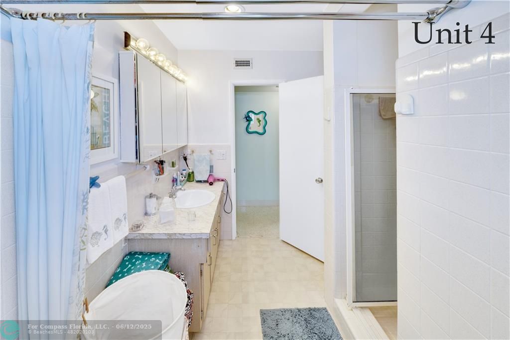 3220 Canal Drive Pompano Beach, FL 33062 - Photo 60 of 77