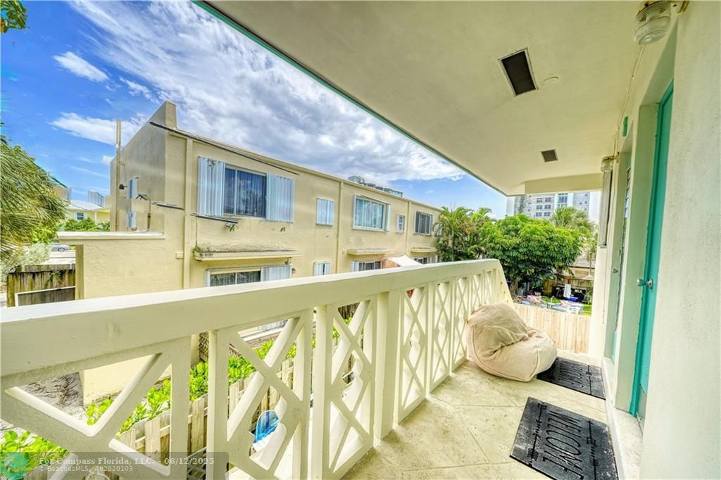 3220 Canal Drive Pompano Beach, FL 33062 - Photo 63 of 77