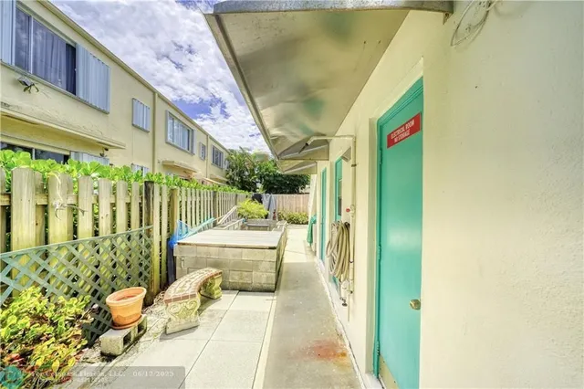 $1,999,000 | 3220 Canal Drive, Pompano Beach, FL 33062