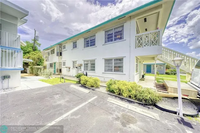 $1,999,000 | 3220 Canal Drive, Pompano Beach, FL 33062