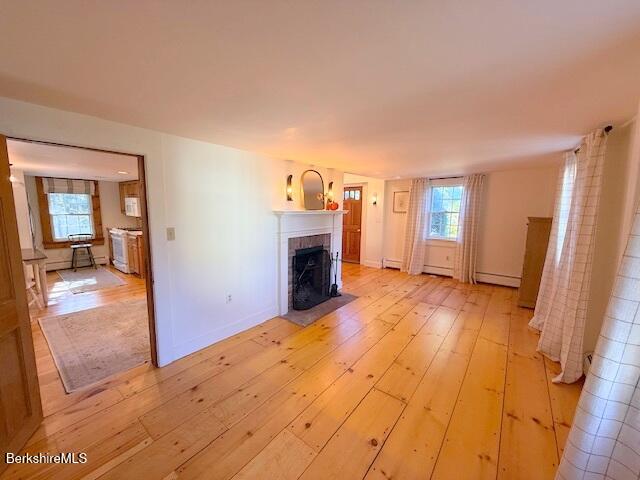 910 North Hoosac Road Williamstown, MA 01267 - Photo 14 of 25 Living room towards entry