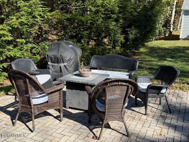 910 North Hoosac Road Williamstown, MA 01267 - Photo 19 of 25 Patio