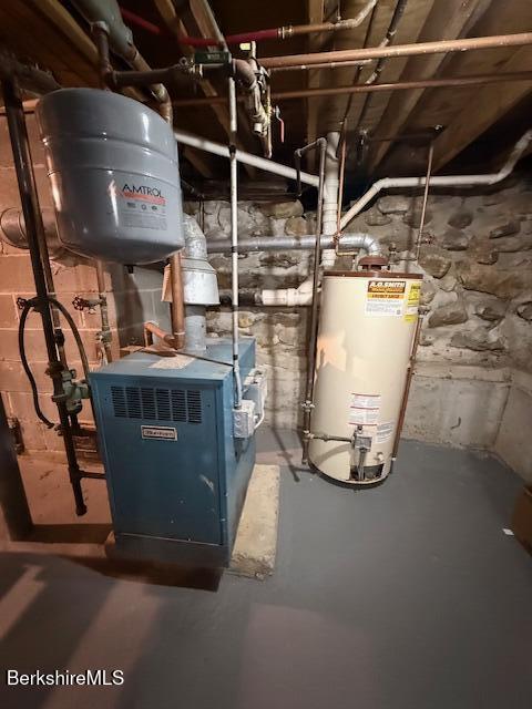 910 North Hoosac Road Williamstown, MA 01267 - Photo 24 of 25 Furnace_40 gal Water heater