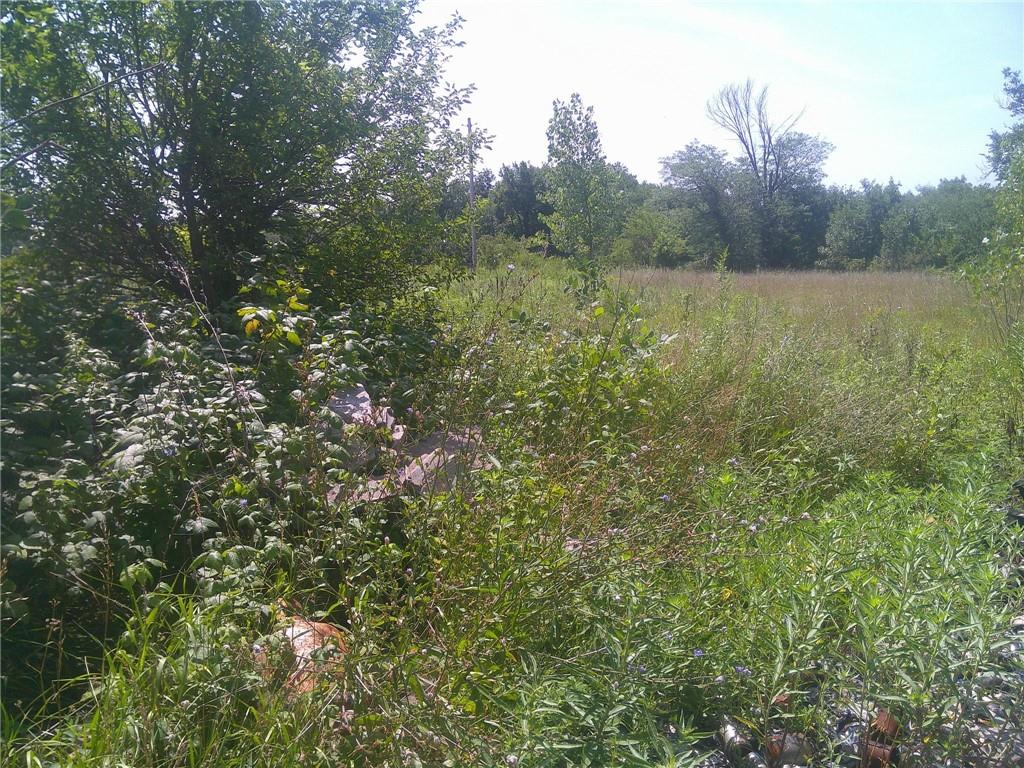 2092 Eisenhower Road Ottawa, KS 66067 - Photo 12 of 18