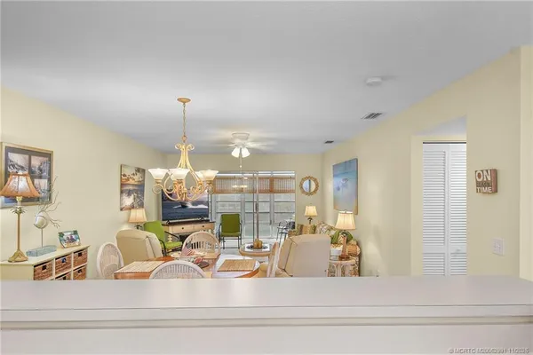 $159,000 | 2950 Southeast Ocean Boulevard, Unit 355, Stuart, FL 34996