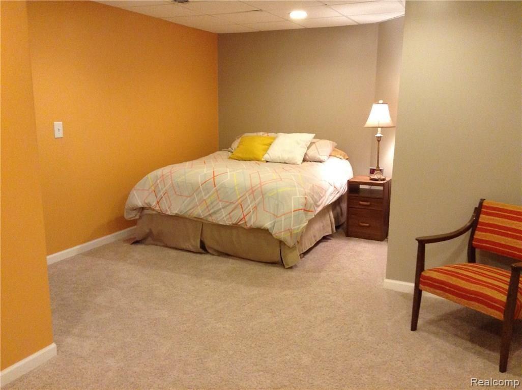 28350 Grix Road New Boston, MI 48164 - Photo 47 of 47 Bedroom in basement