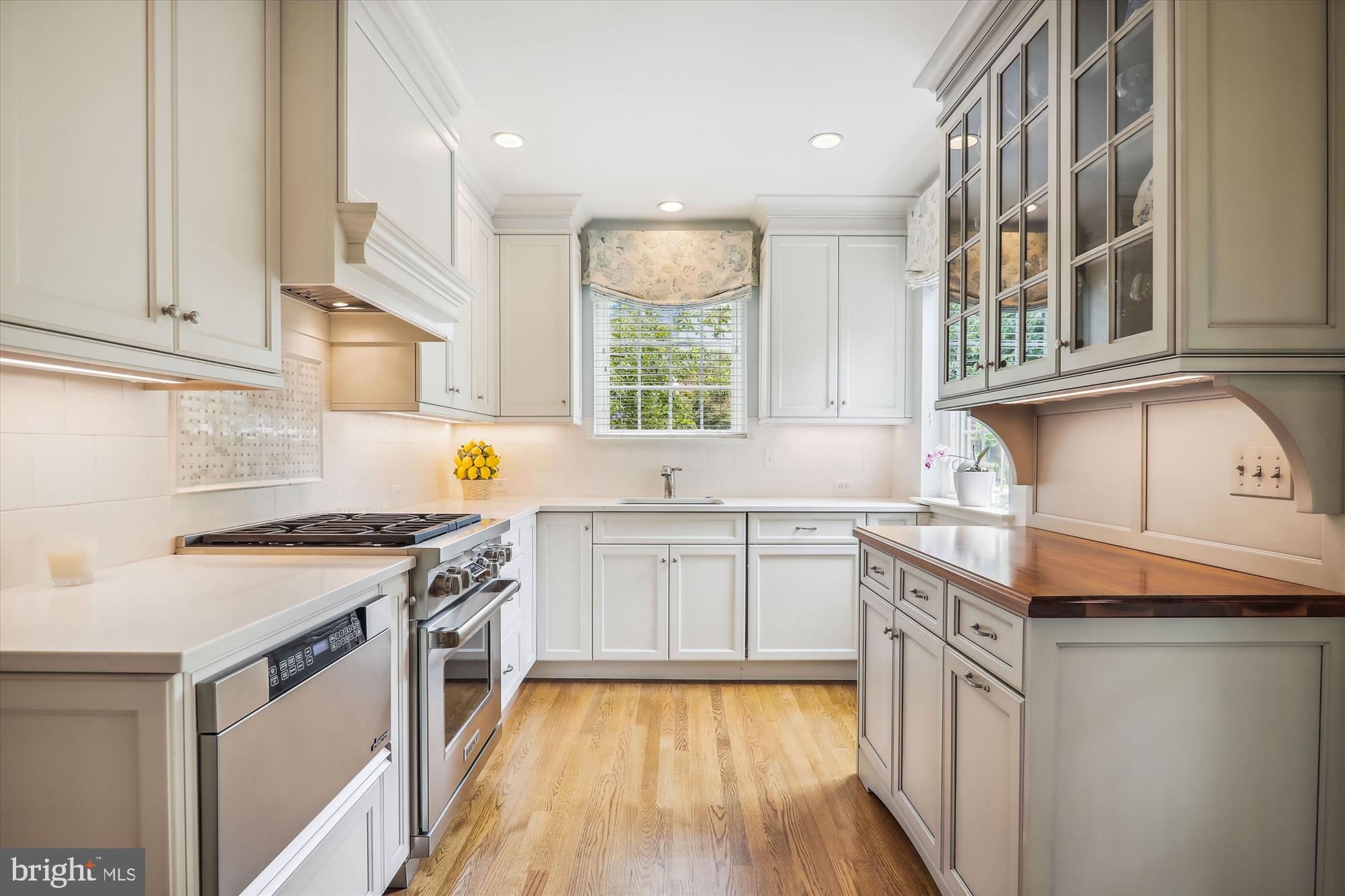 2900 Daniel Road Chevy Chase, MD 20815 - Photo 23 of 87 Kitchen