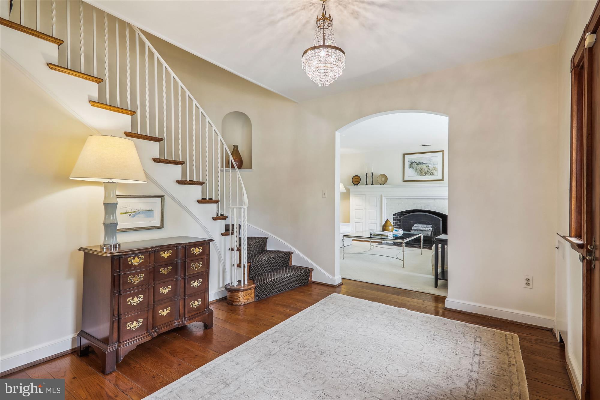 2900 Daniel Road Chevy Chase, MD 20815 - Photo 3 of 87 Foyer