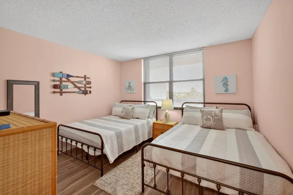 $5,000 | 9650 South Ocean Drive, Unit 302, Jensen Beach, FL 34957