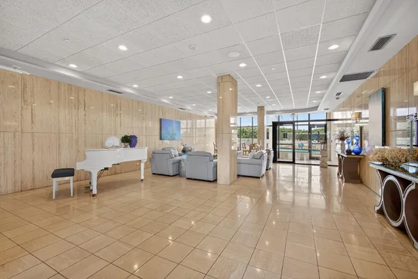 $5,000 | 9650 South Ocean Drive, Unit 302, Jensen Beach, FL 34957