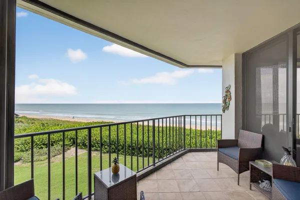 $5,000 | 9650 South Ocean Drive, Unit 302, Jensen Beach, FL 34957