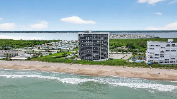 $5,000 | 9650 South Ocean Drive, Unit 302, Jensen Beach, FL 34957