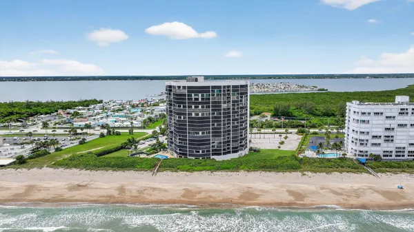 $5,000 | 9650 South Ocean Drive, Unit 302, Jensen Beach, FL 34957