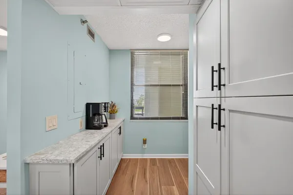 $5,000 | 9650 South Ocean Drive, Unit 302, Jensen Beach, FL 34957